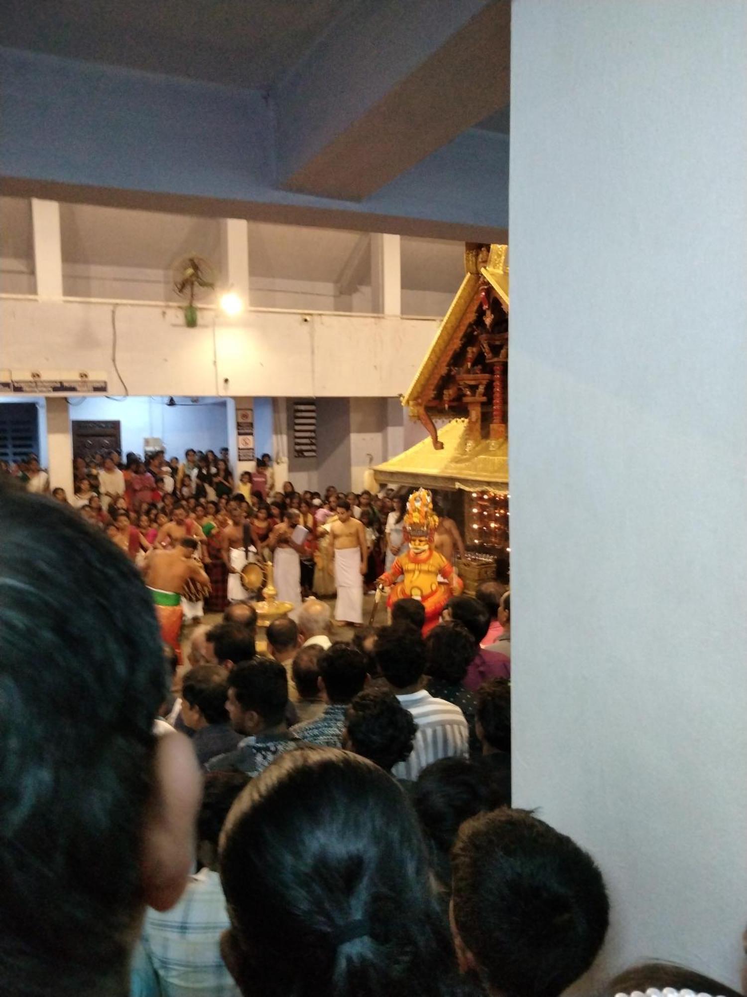 Benny Nivas Appartement Kannur Buitenkant foto