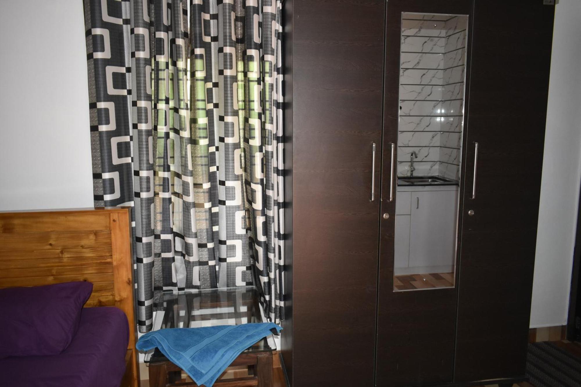 Benny Nivas Appartement Kannur Buitenkant foto