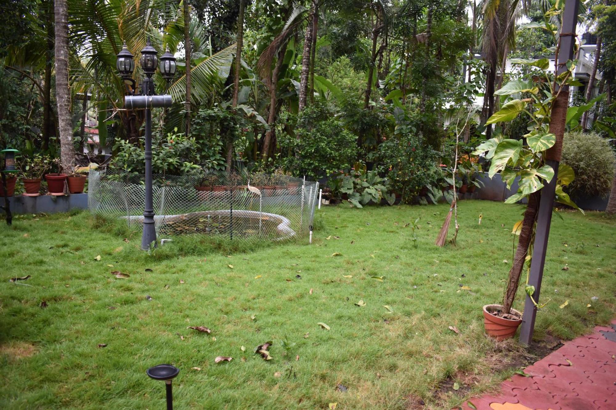Benny Nivas Appartement Kannur Buitenkant foto