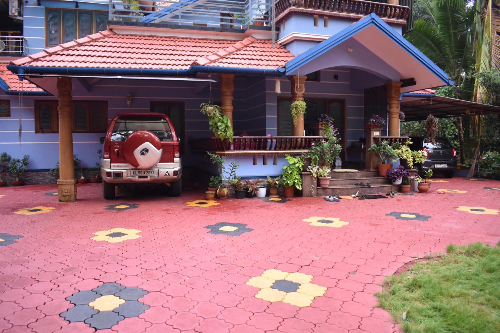 Benny Nivas Appartement Kannur Buitenkant foto