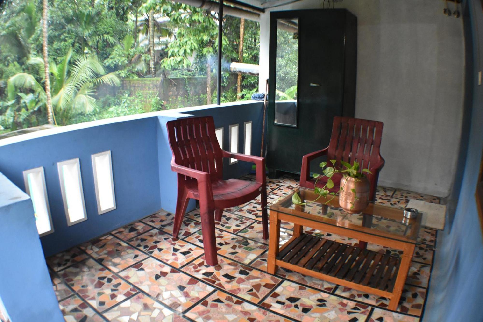 Benny Nivas Appartement Kannur Buitenkant foto
